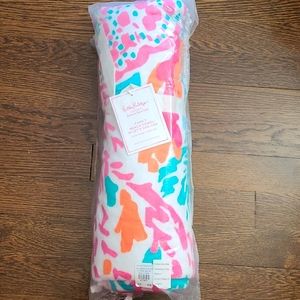 NWT Lilly Pulitzer Pottery Barn Kids family towel
